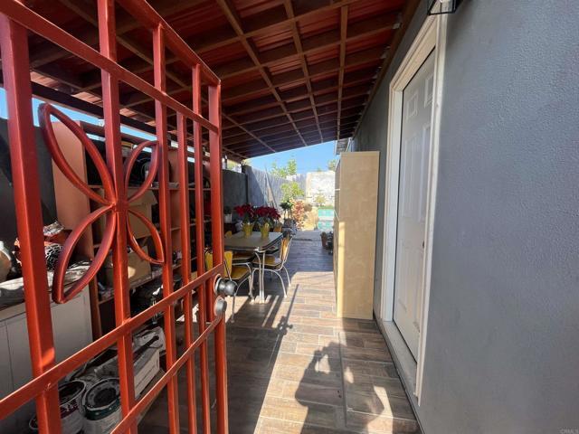 Foto del edificio - 2710 Caulfield Dr