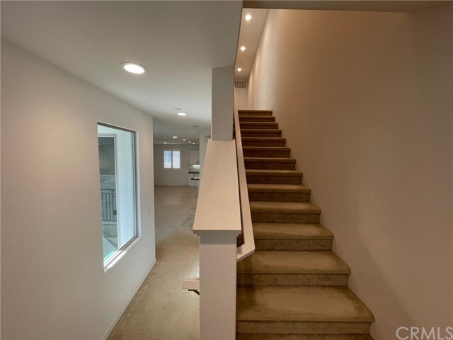 Building Photo - 203 Magnet
