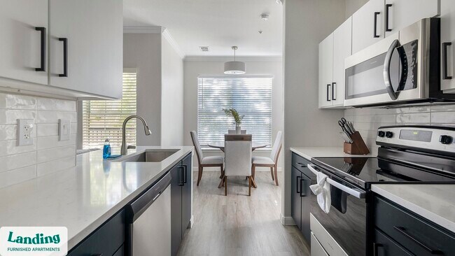 Foto del edificio - 1215 W Slaughter Ln