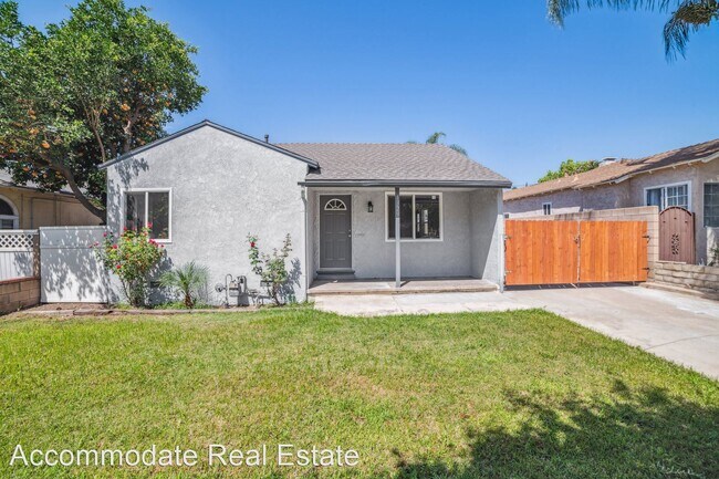 Foto del edificio - 3 br, 2 bath House - 1329 N Sultana Ave