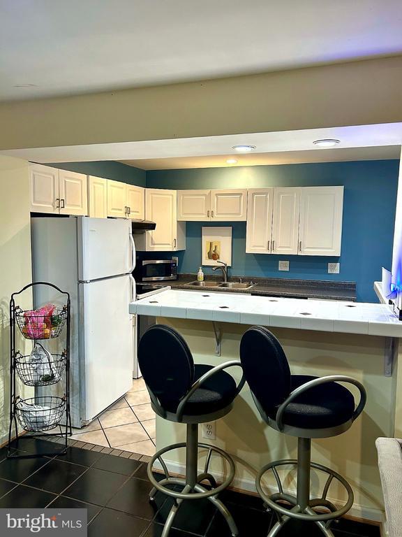 Building Photo - 7413 Clifton Quarry Dr