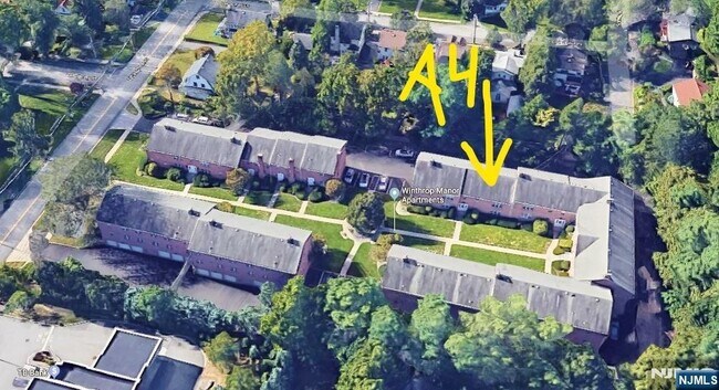 Foto del edificio - 522 Maple Ave