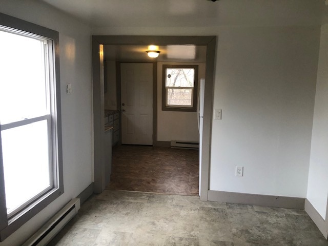 Building Photo - 204 Pagin St