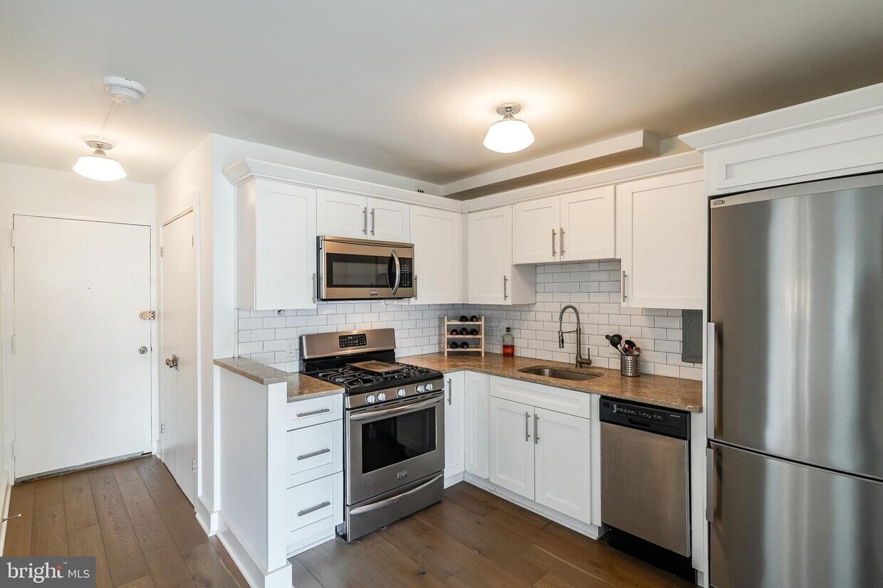 1330 New Hampshire Ave NW Unit 710, Washington, DC 20036 Room for Rent in Washington, DC