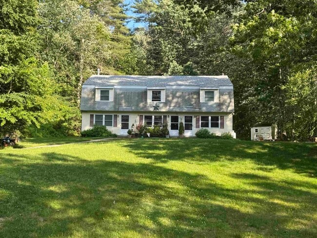 Building Photo - 4 Linda Ln