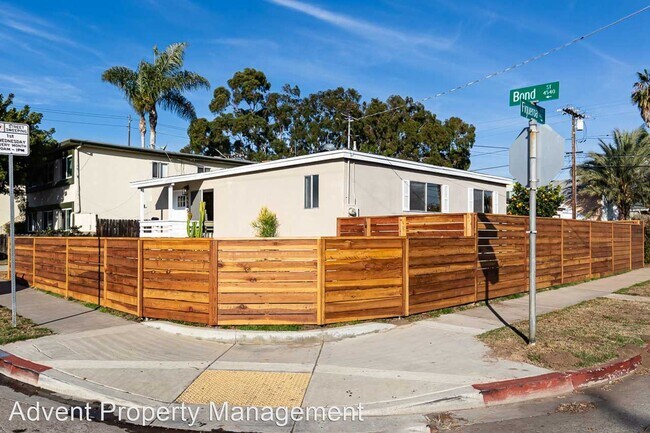 Foto del edificio - 3 br, 2 bath House - 4545 Bond St