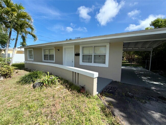 Foto del edificio - 9810 SW 165th Terrace