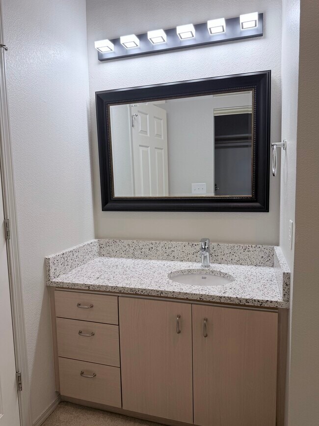 Foto del edificio - 206 Mountain Park Blvd SW