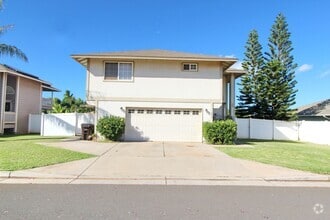 Building Photo - 674 Malimali St