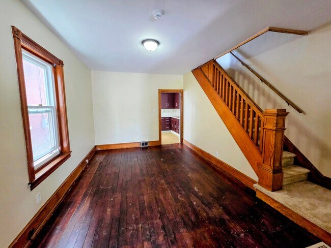 Foto del edificio - 424 E Locust St