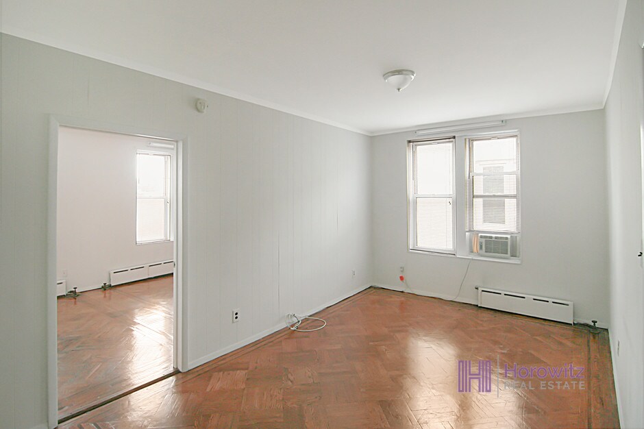 Building Photo - 47-08 30th Ave