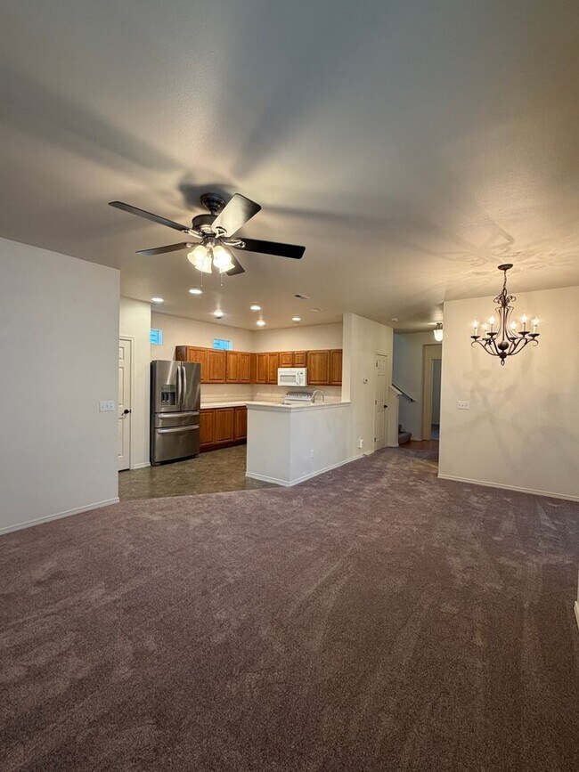 Foto del edificio - 4244 Edgewater Blvd NE