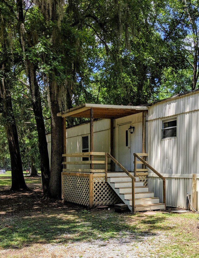 Building Photo - 1061 Cypress Ln