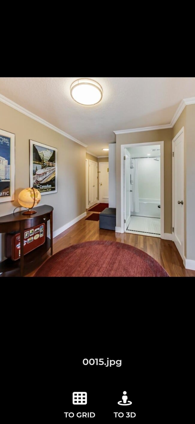 Hallway - 298 Jarvis St