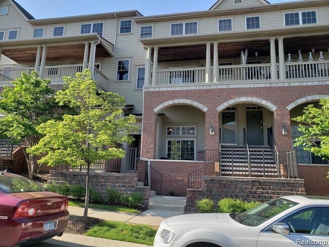 Foto del edificio - 3930 Forester Blvd