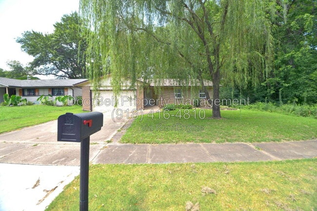 Building Photo - 608 E Toledo St