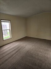 Building Photo - 1848 Canary Ave