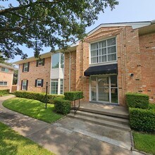 Building Photo - 6033 Sandhurst Ln
