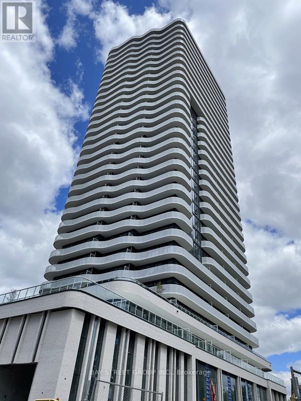 Building Photo - 15 Holmes Ave