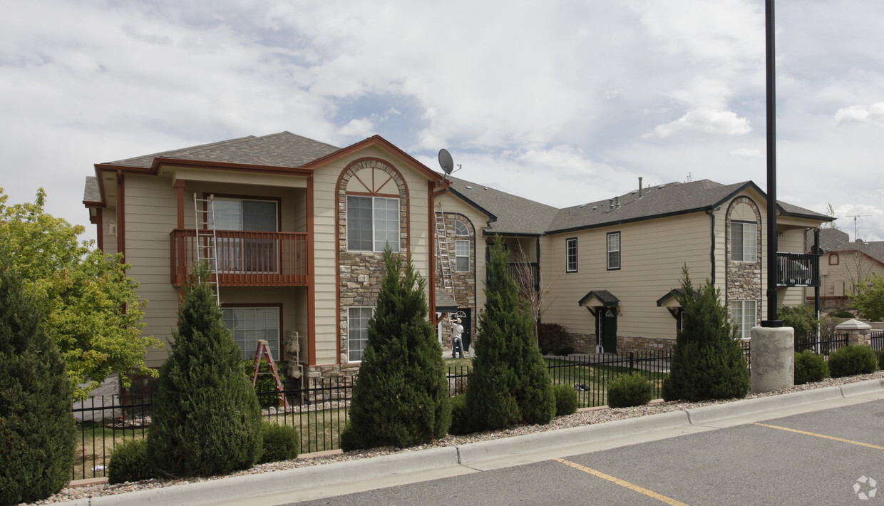 Building Photo - Settlers Chase Heritage Condominium
