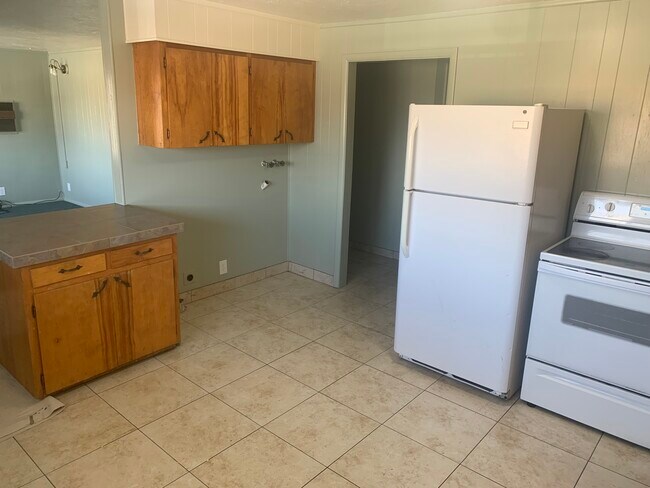 Foto del edificio - 296 E 4th S