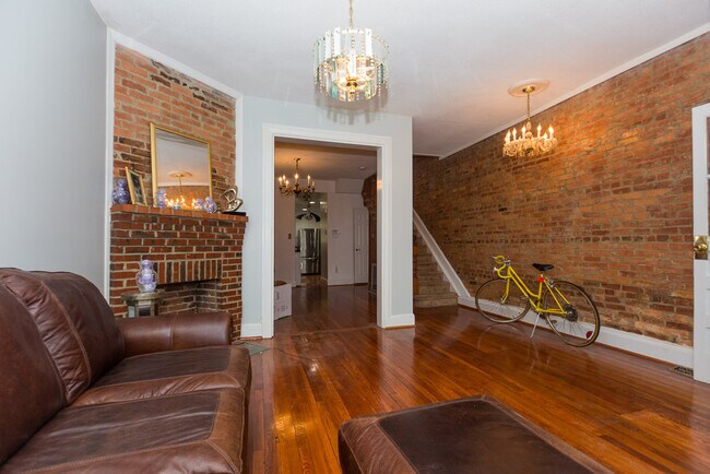 Building Photo - 1944 3rd St NW