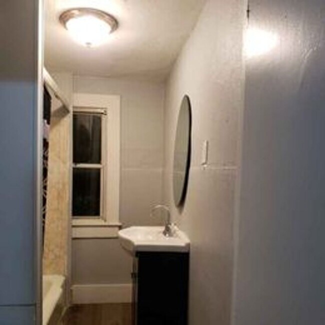 Foto del edificio - 1336 Dartmouth St