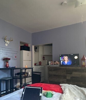 Foto del edificio - 65 Burbank St