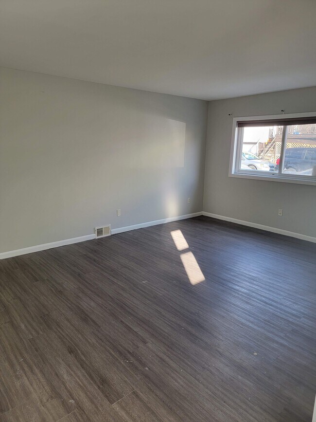 Sala de estar - 307 Rustic Ave