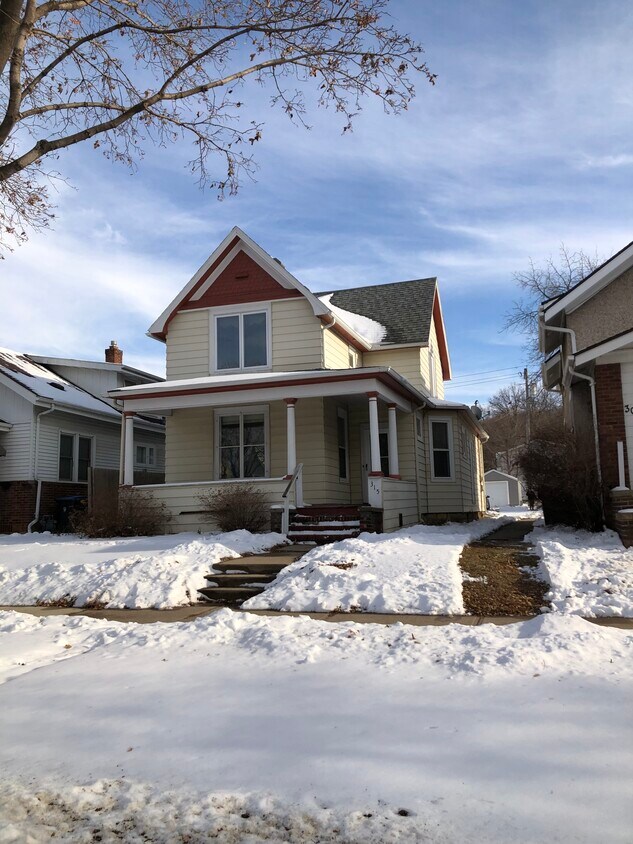 315 N Broad St, Mankato, MN 56001 House Rental in Mankato, MN