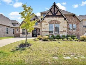 Building Photo - 439 Montrose Dr