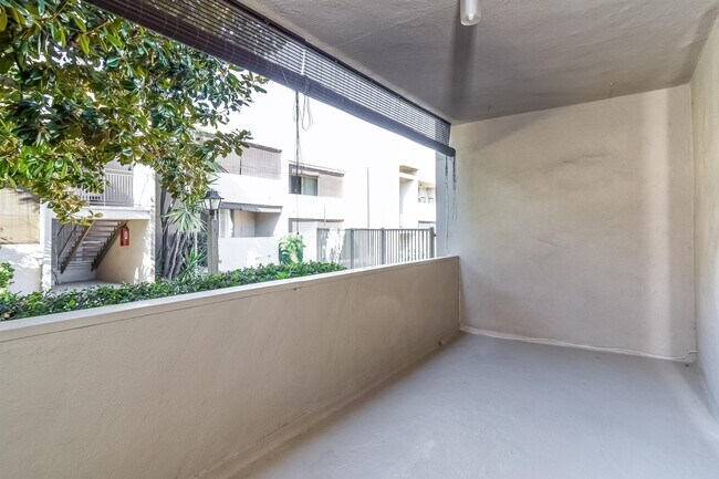Foto del edificio - 3848-3858 W 226th St