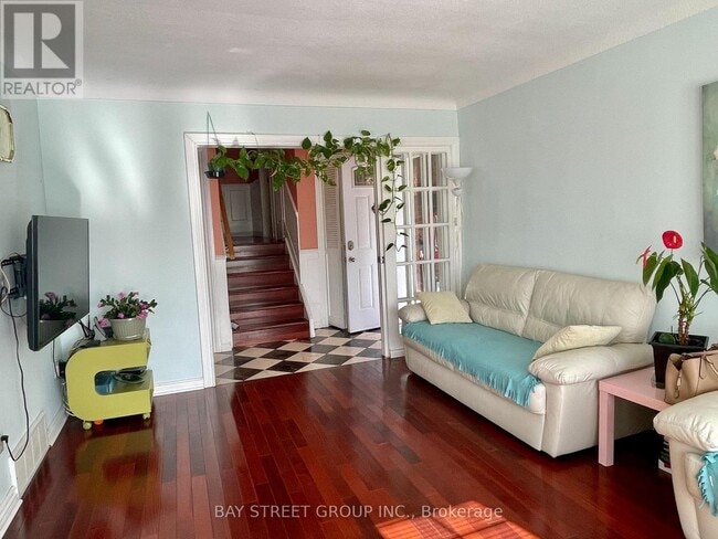 Building Photo - 8159 Niven St