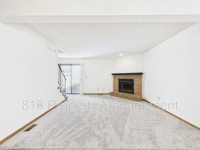 Building Photo - 3517-3523 NE Independence Ave