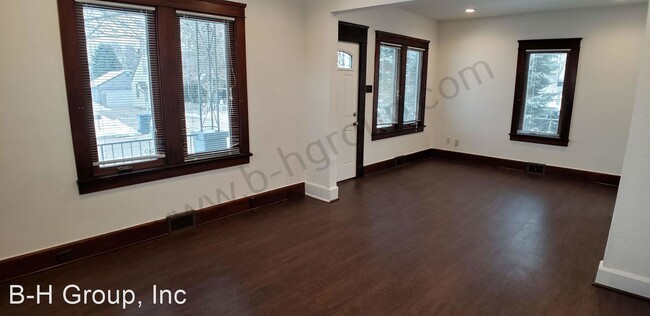 Building Photo - 3 br, 1 bath House - 1631 Richard Ave