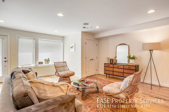 Foto del edificio - 2214 11th St NW
