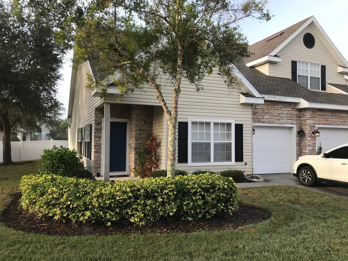 2153 Winterset Dr, Lakeland, FL 33813 Townhome Rentals in Lakeland FL