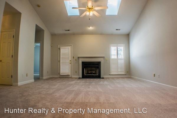 Building Photo - 3 br, 2 bath House - 1208 Avery Way