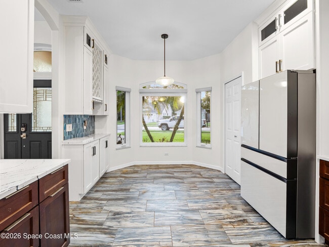 Building Photo - 1665 Ficus Point Dr