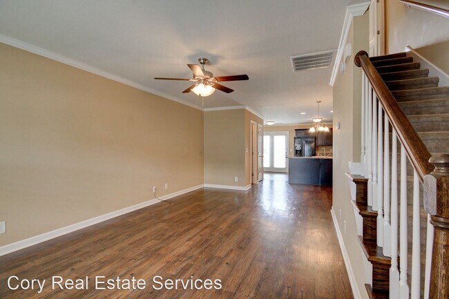 Foto del edificio - 2 br, 2.5 bath House - 310 Sam Houston Circle