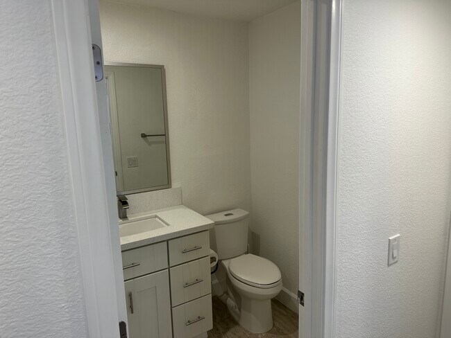 Foto del edificio - 12020 Calle de Medio