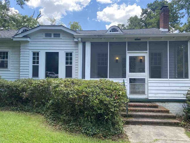 Building Photo - 1037 Belhaven St