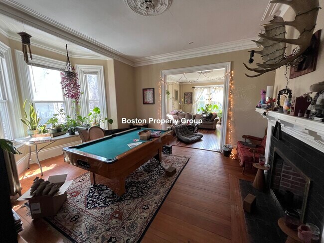 Foto del edificio - 13 Sparhawk St