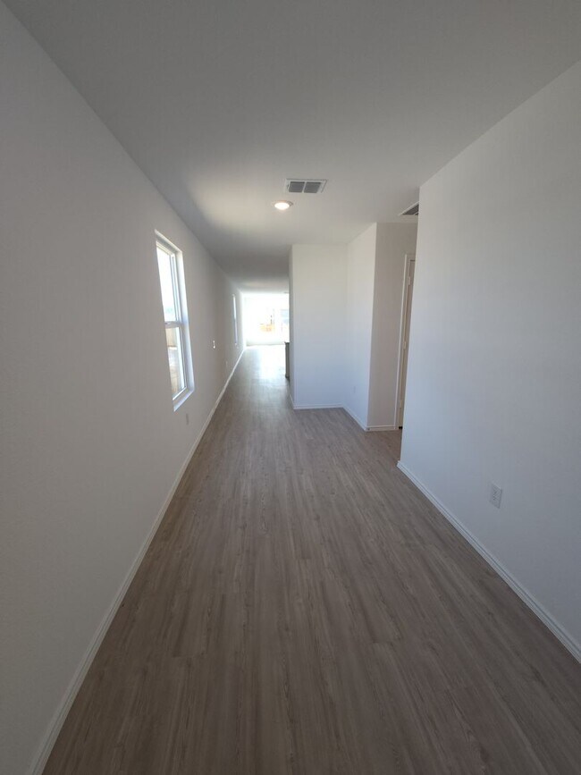 Foto del edificio - 2 weeks free Rent! Mission Del Lago- South of San Antonio, Tx