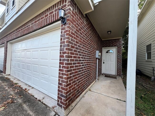 Building Photo - 11714 Chetman Dr