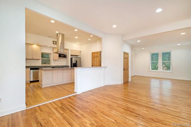Foto del edificio - 691 W Canfield St