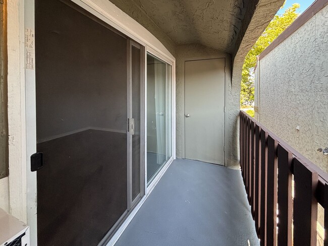 Interior Photo - 4116 Loveridge Road