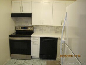 Building Photo - 2929 S Ocean Blvd