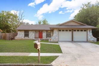 Building Photo - 8226 Creekline Dr