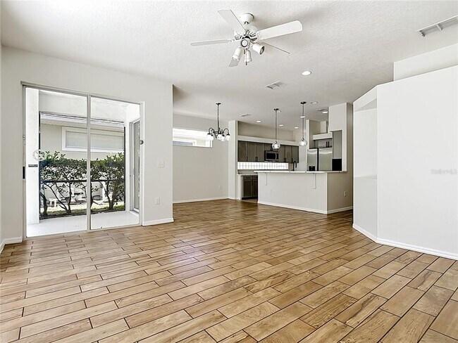 Foto del edificio - 2944 Sunset Vista Blvd